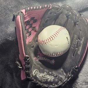 Rawlings 12 inch Girls Fast Pitch Black and Pink Softball Glove w/ Official Ball